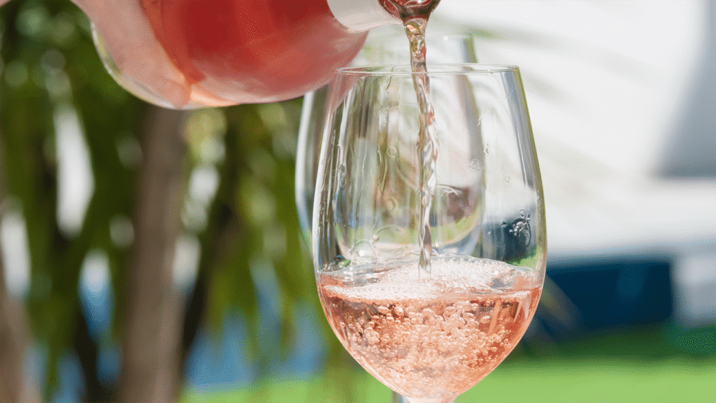 Best Sparkling Rosé Wines for Every Occasion